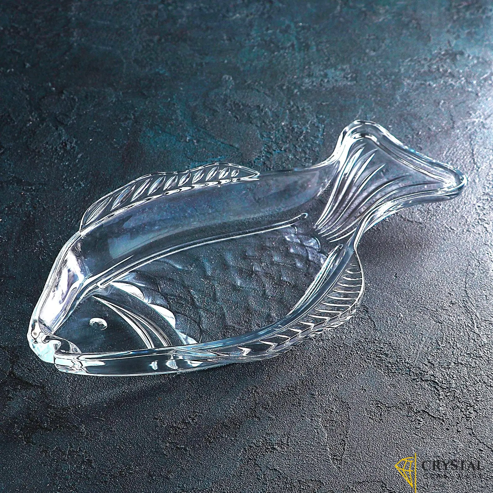 Large Fish-Shaped Glass Dish by Noritazeh – Elegant Glass Serving Platter