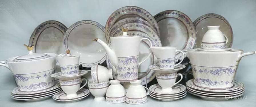 Dinner Set Green Crockery (8Persons)